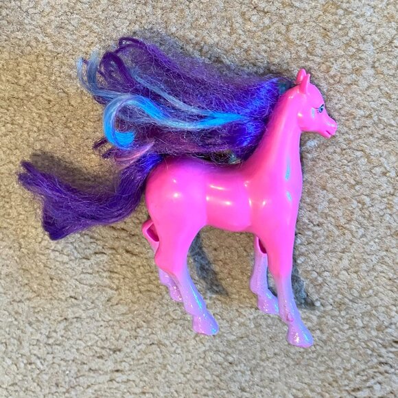 Barbie 5 Dolls, 2 Heads, Earrings, Necklace, Micro of America Horse - Picture 11 of 14